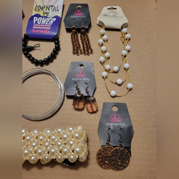 Jewelry Lot Costume Accessory Fashion Bracelets Necklace Earrings - Picture 4 of 7